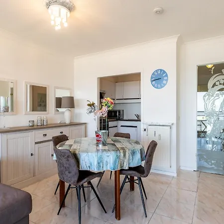 In By The North Sea ブランケンベルヘ